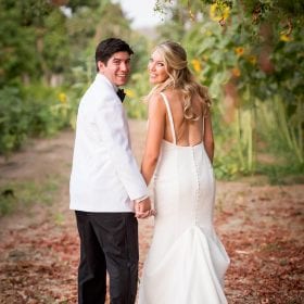 Bride and groom’s Mexican wedding in flora farm in cabo san lucas